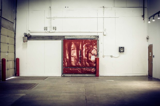 red-sliding-door-at-silver-street-studios-houston-texas